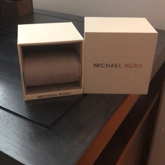 Michael Kors Box for Watches - Picture 1 of 2